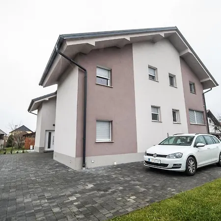 Apartment Stil Near Terme Paradiso Dobova