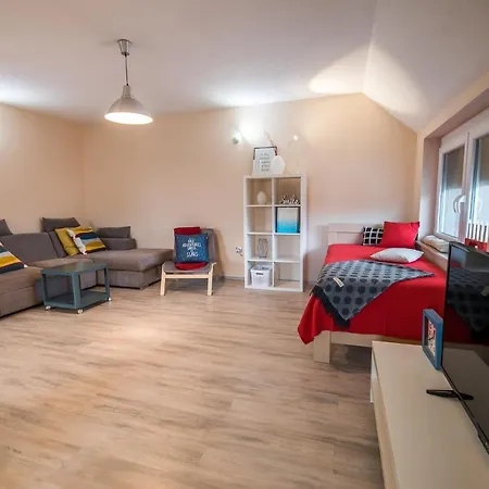 Apartment Stil Near Terme Paradiso Dobova