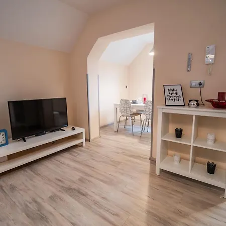 Apartment Stil Near Terme Paradiso *