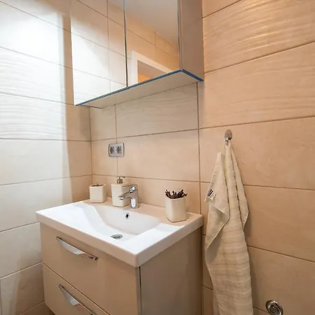 Apartment Stil Near Terme Paradiso Dobova