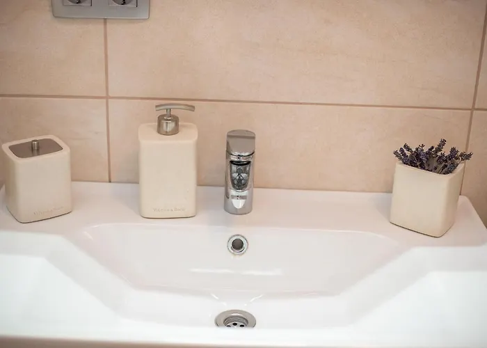 Stil Near Terme Paradiso アパート