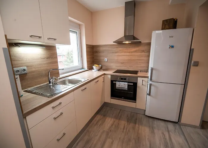 Stil Near Terme Paradiso アパート